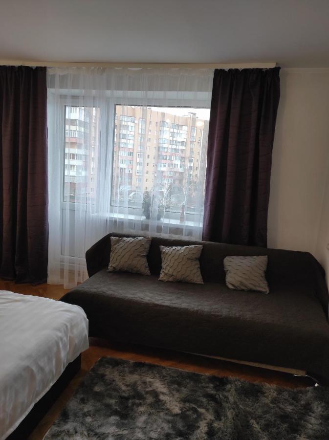Comfortable Apartments In Centre With 3 Bedrooms Rivne Luaran gambar